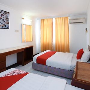 Super Oyo 1018 Telang Usan Hotel Miri